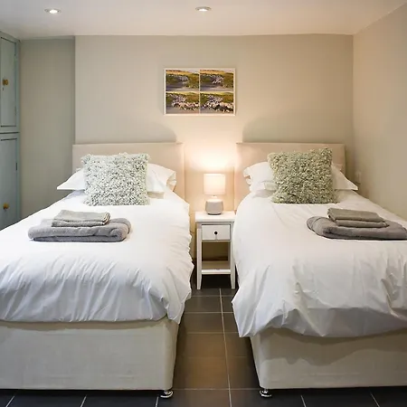 Inglewood Terrace 別荘 *